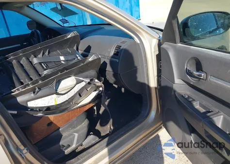 2008 Dodge Charger Sxt z USA, uszkodzony, nr VIN 2B3KA33G98H145157